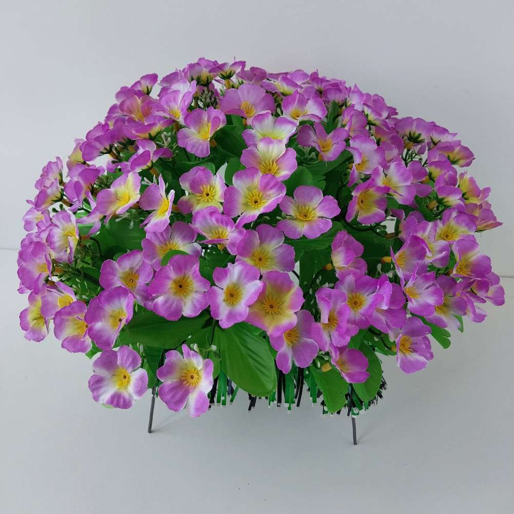 Корзина ритуальная из искусственных цветов " Фиалки сиреневые" купить ...