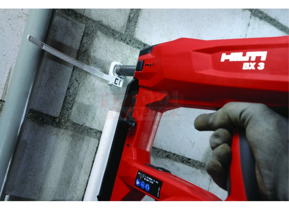 Hilti Площадка под хомуты 7мм x 7мм от 3мм до 7мм, 100 шт., Полиамид  #1