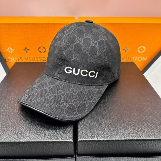 Бейсболка Gucci #1