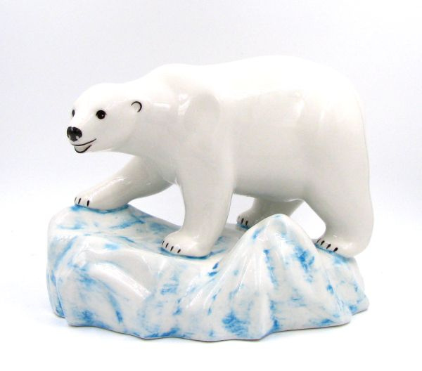 Белый медведь дрейфует на льдине Фарфоровая статуэтка из фарфора  #1