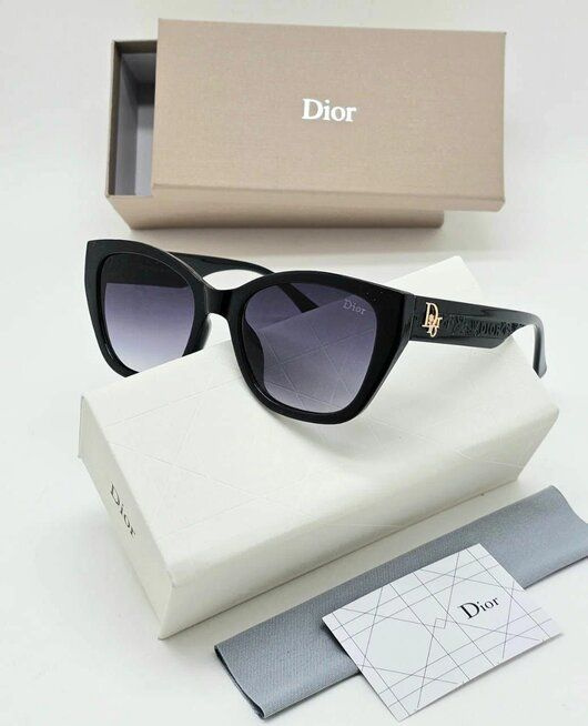 Dior Очки солнцезащитные #1