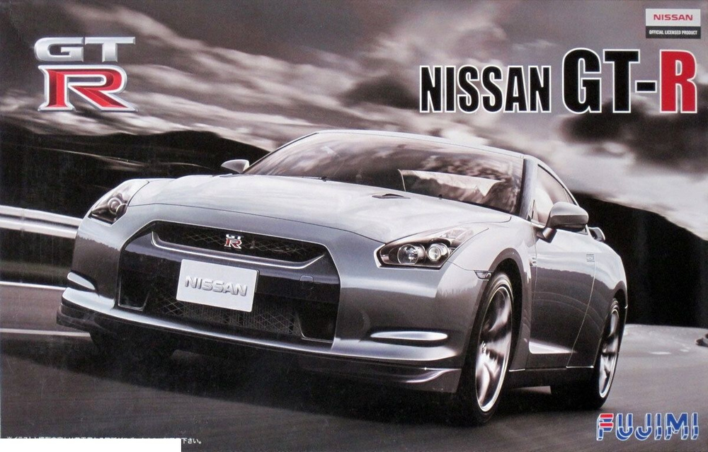 Сборная модель автомобиля FU04749 Nissan GT-R (R35) #1