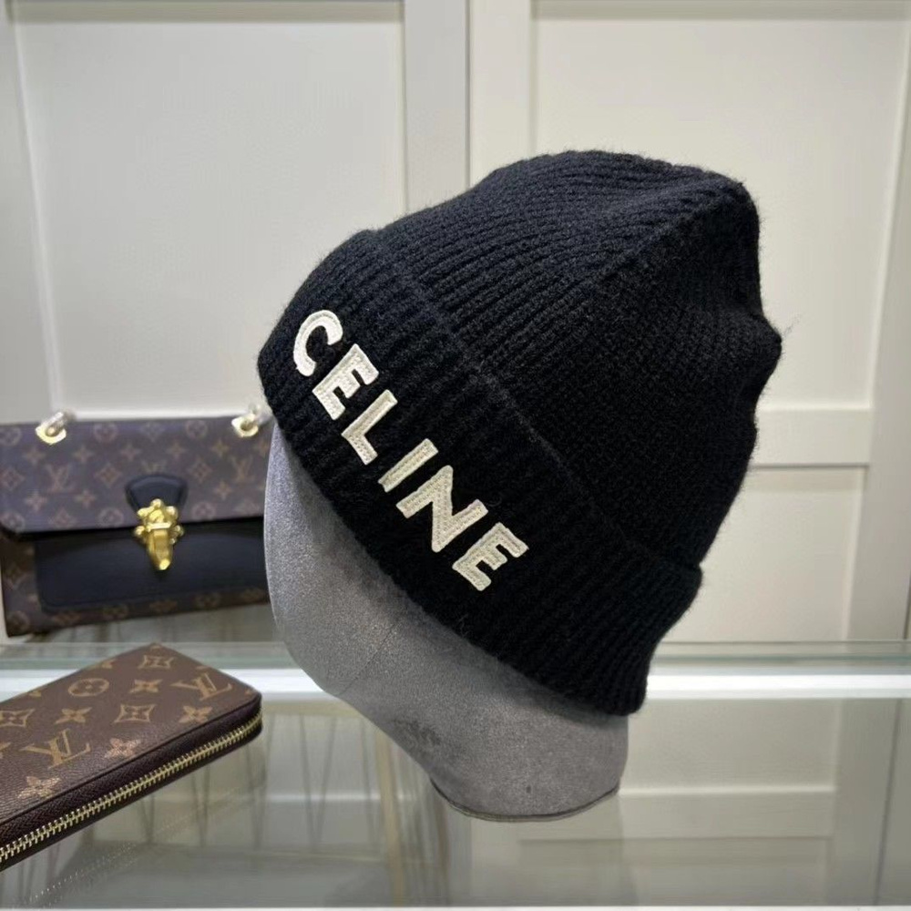 Шапка CELINE #1