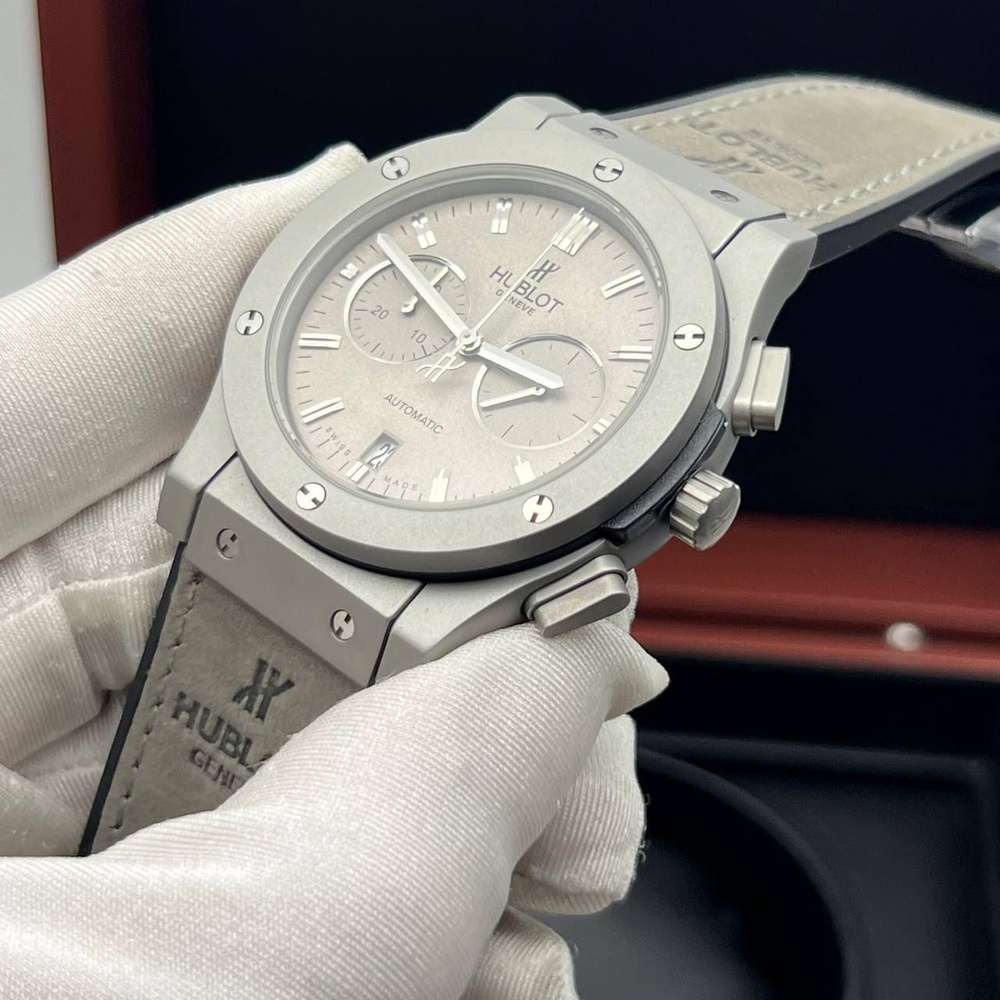 Наручные часы HUBLOT /Кварцевый хронограф с функцией Flyback /Стекло минеральное  #1