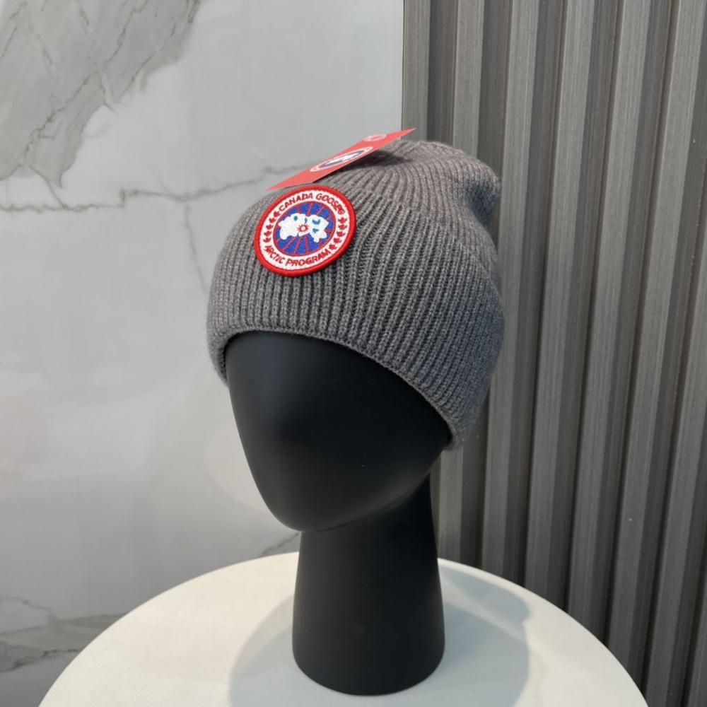 Шапка CANADA GOOSE #1