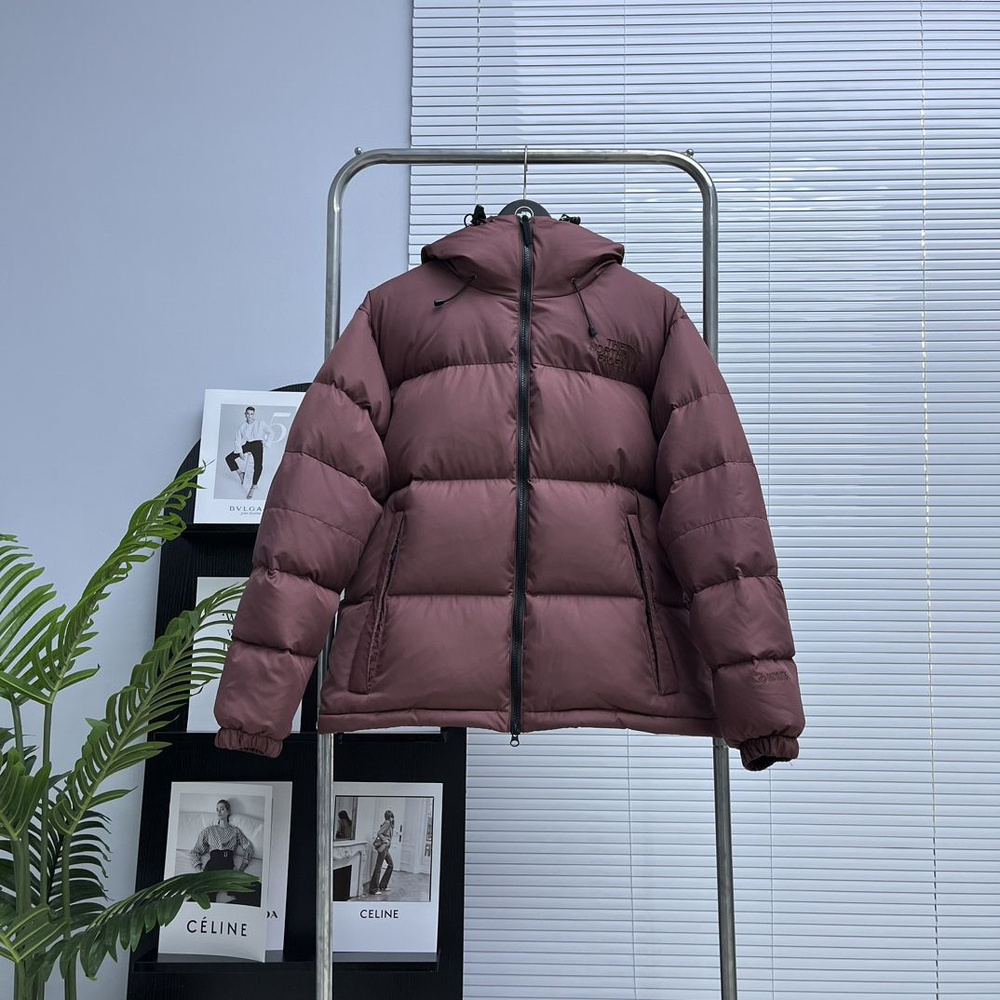 Парка The North Face W 1996 Retro Nuptse Jacket #1