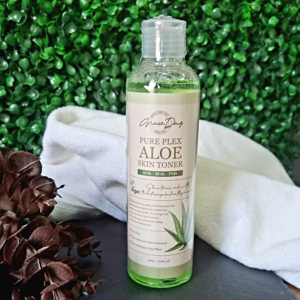 Тонер Для Лица С Экстрактом Алоэ Grace Day Pure Plex Aloe Skin Toner 250 Мл  #1