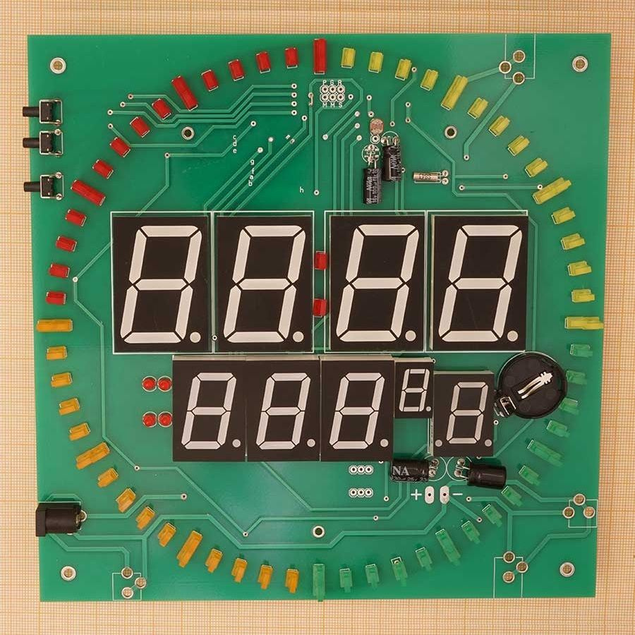 Часы с термометром и LED секундной стрелкой на ATmega8A / Радиоконструктор  #1