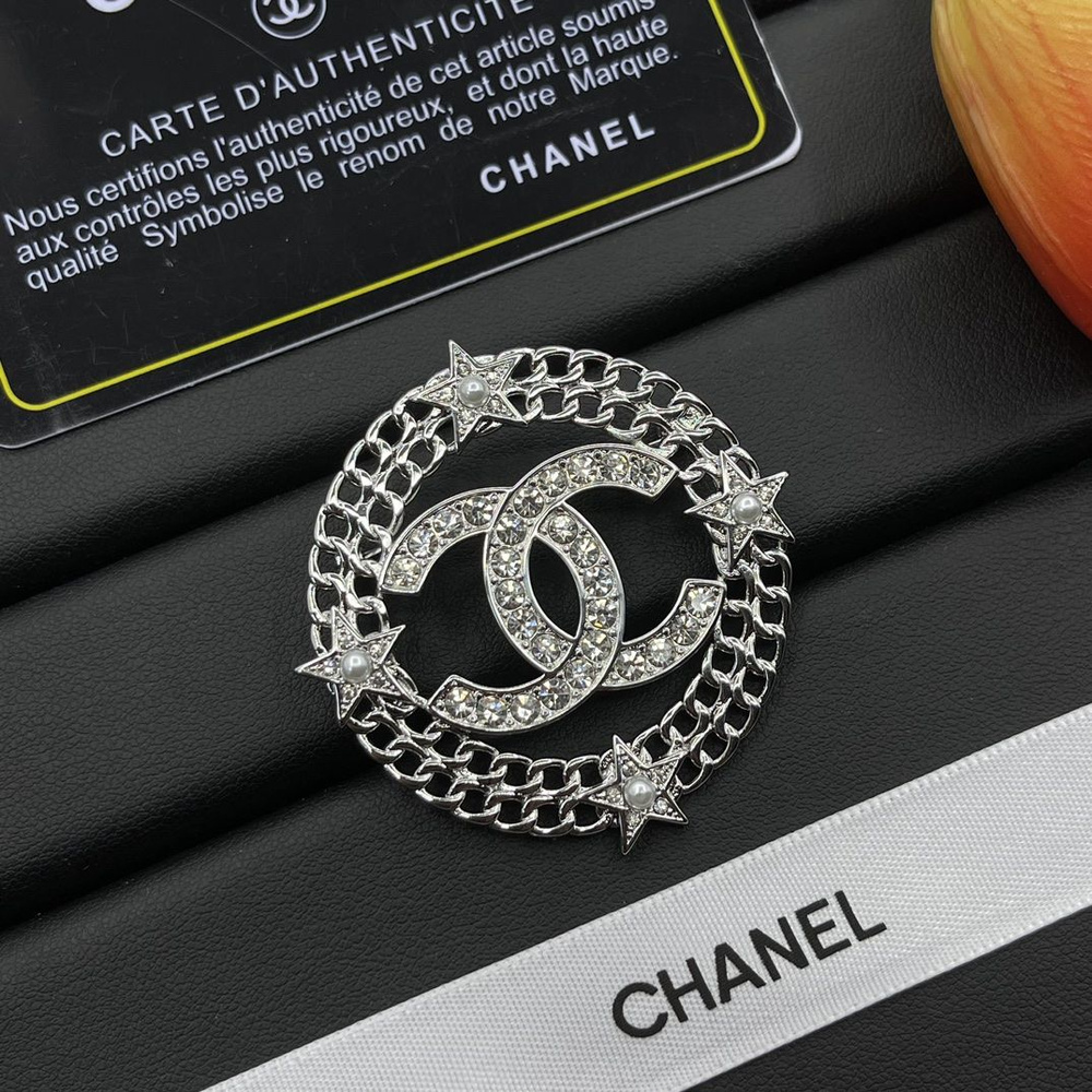 Chanel Брошь #1