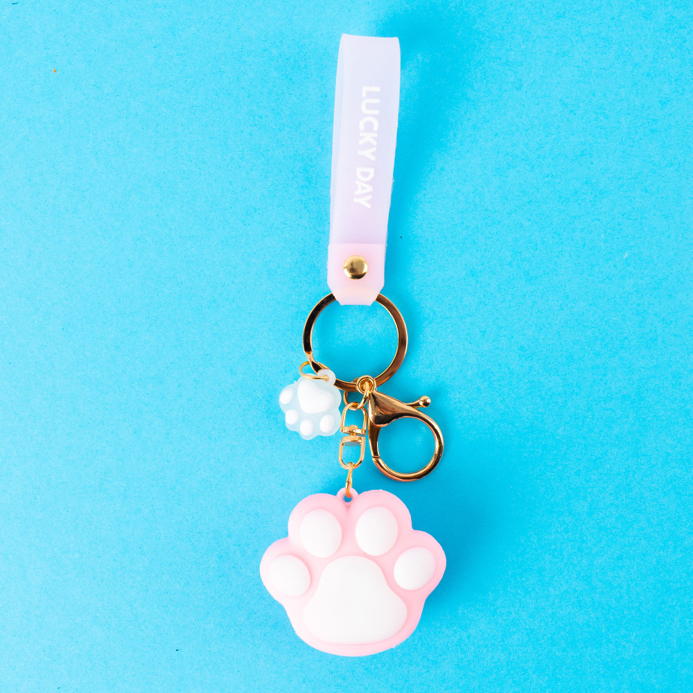 Брелок для ключей/ брелок-игрушка Лапка котика розовая #1