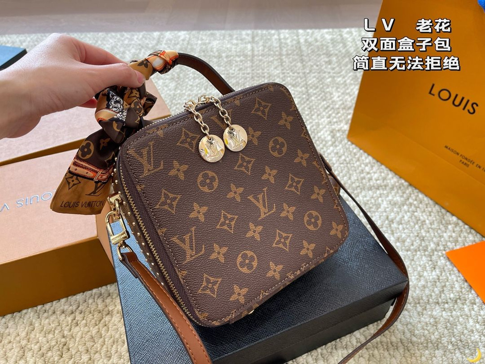 Louis Vuitton Саквояж #1