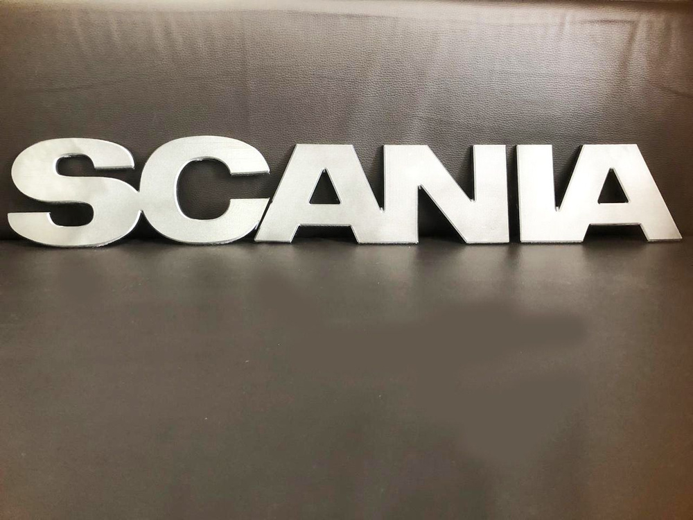 Эмблема капота Scania серая #1