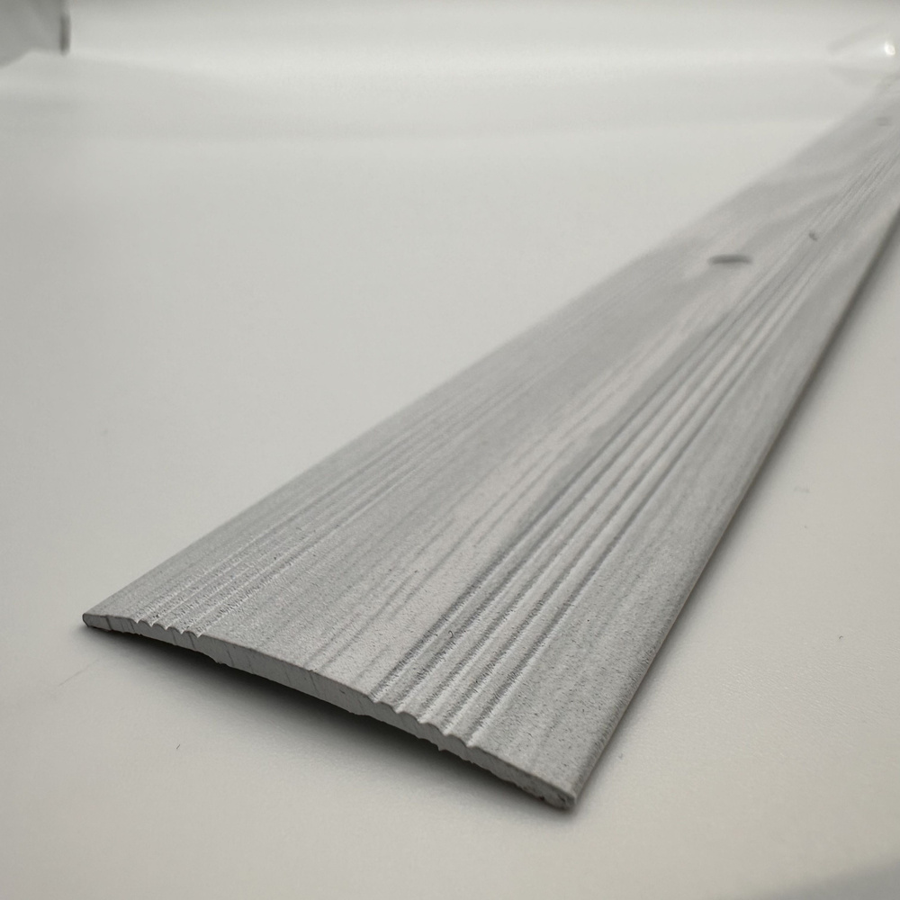 Порог алюминиевый стыкоперекрывающий одноуровневый стык (ПД 03) 38x3 900 мм ясень белый  #1