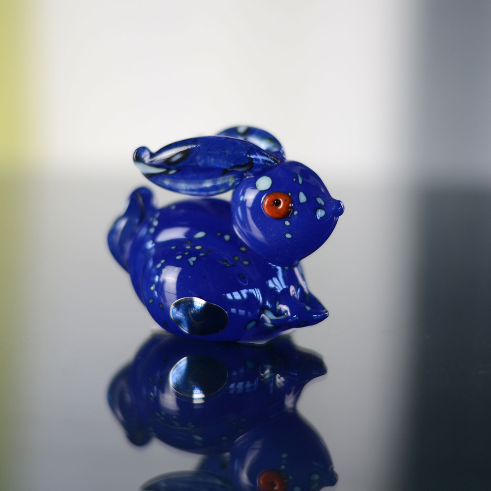 Декоративное изделие из стекла "Кролик" синий (Цветная пудра 6806) Неман стеклозавод  #1