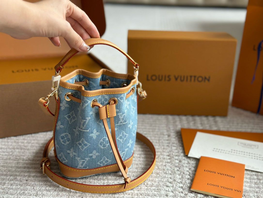 Louis Vuitton Сумка на плечо #1