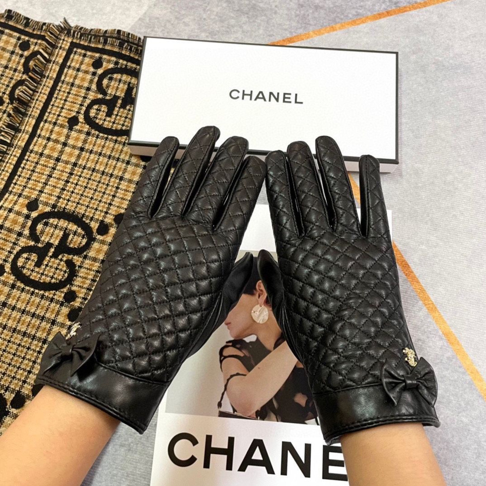 Перчатки Chanel #1