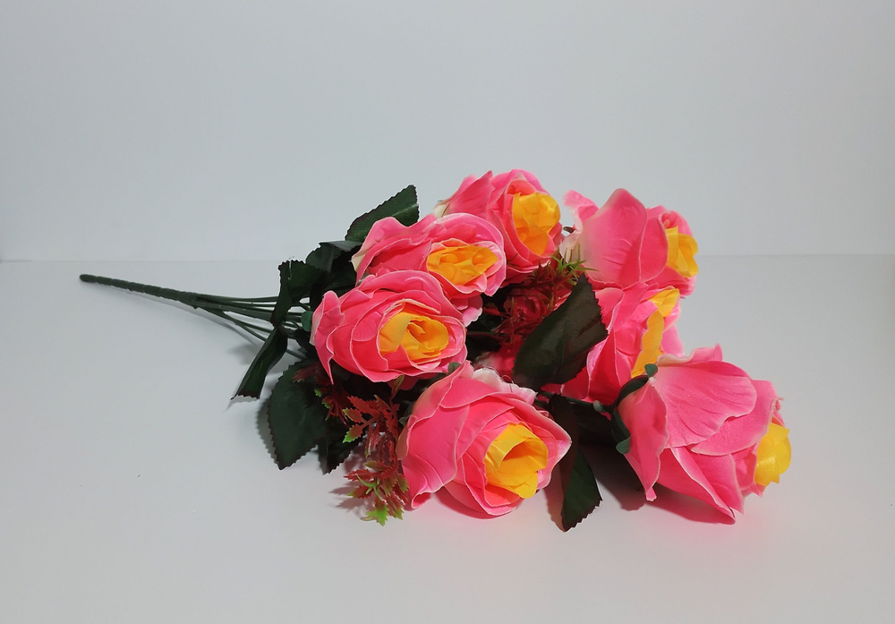 Искусственные цветы на кладбище На Пасху, Троицу, Родительское купить ...