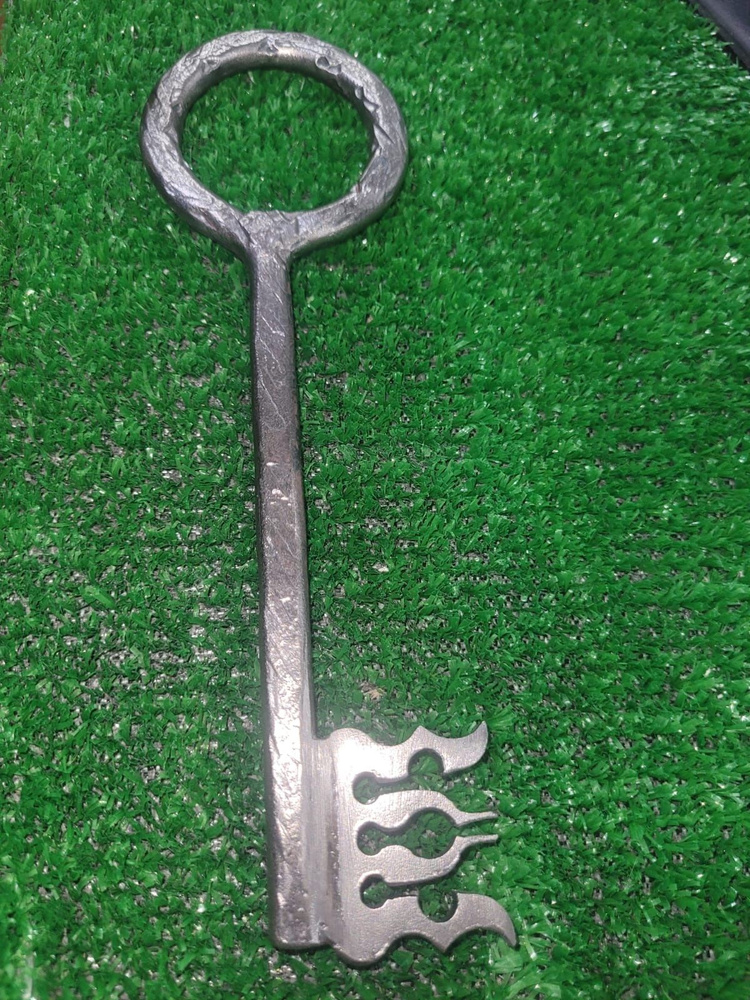 Ключ кованый для отливки воском ( ручной работы). #1