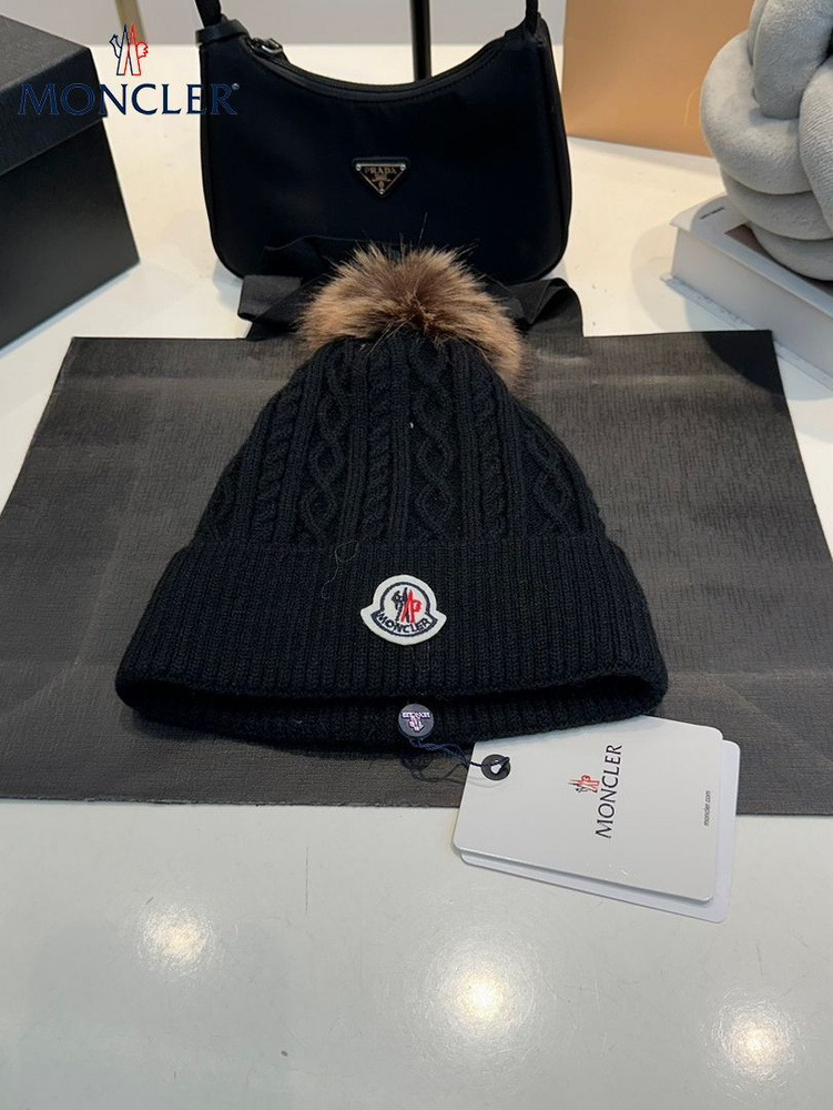 Шапка MONCLER #1