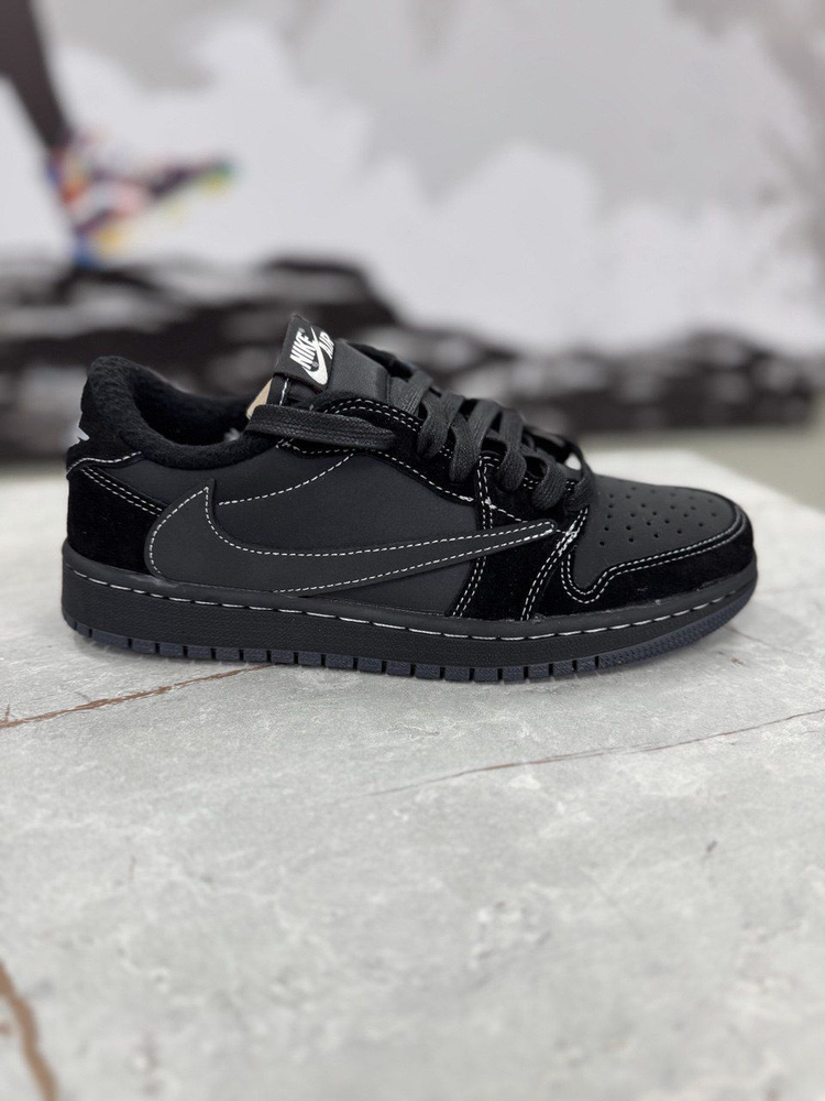 Кроссовки рабочие Nike Nike Air Jordan 1 Low Travis Scott #1