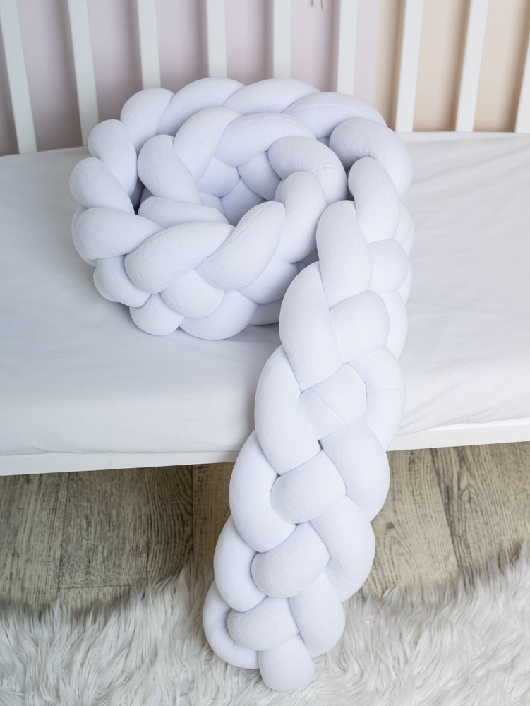 Бортик косичка в детскую кроватку "Sweet Unicorn", коса 240 см из четырех лент, белая  #1