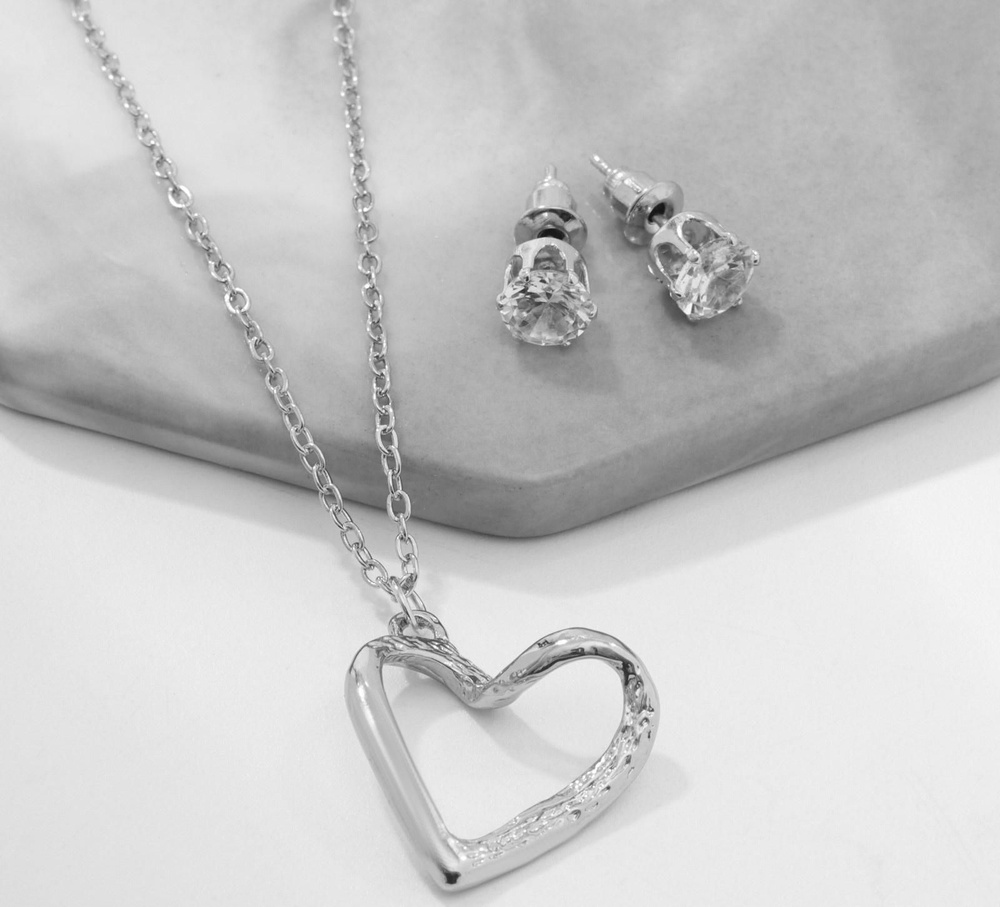 Гарнитур 2 предмета: серьги, кулон Сердце изогнутое, цвет серебро, 40 см  #1