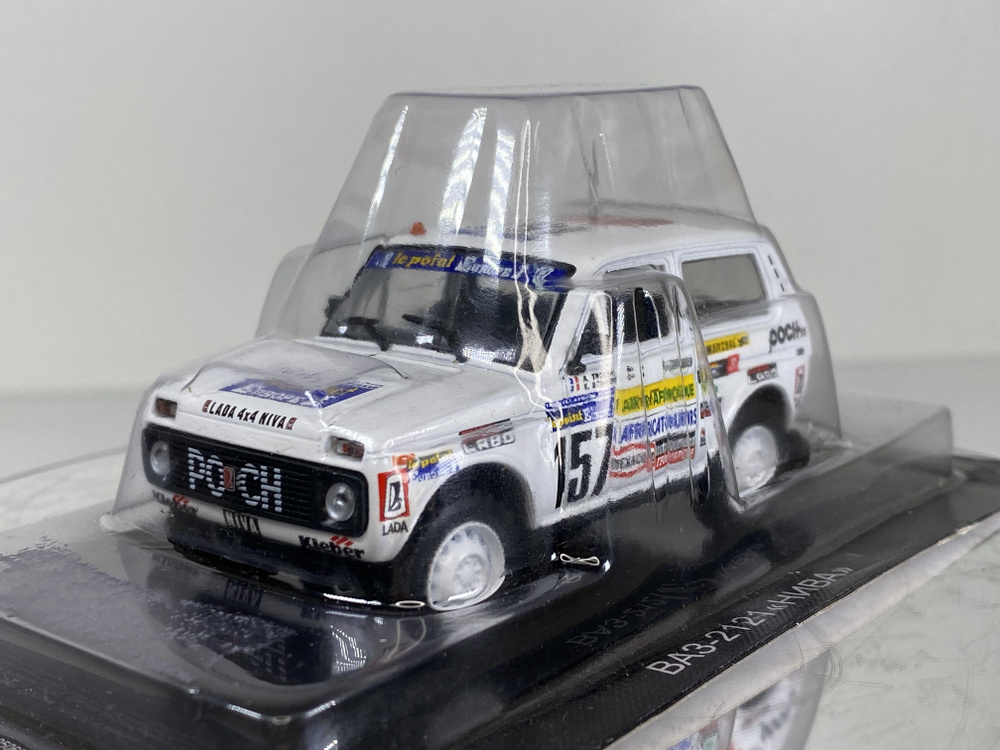 Модель коллекционная автомобиля ВАЗ-2121 Lada Niva Poch Дакар / масштаб 1:43  #1