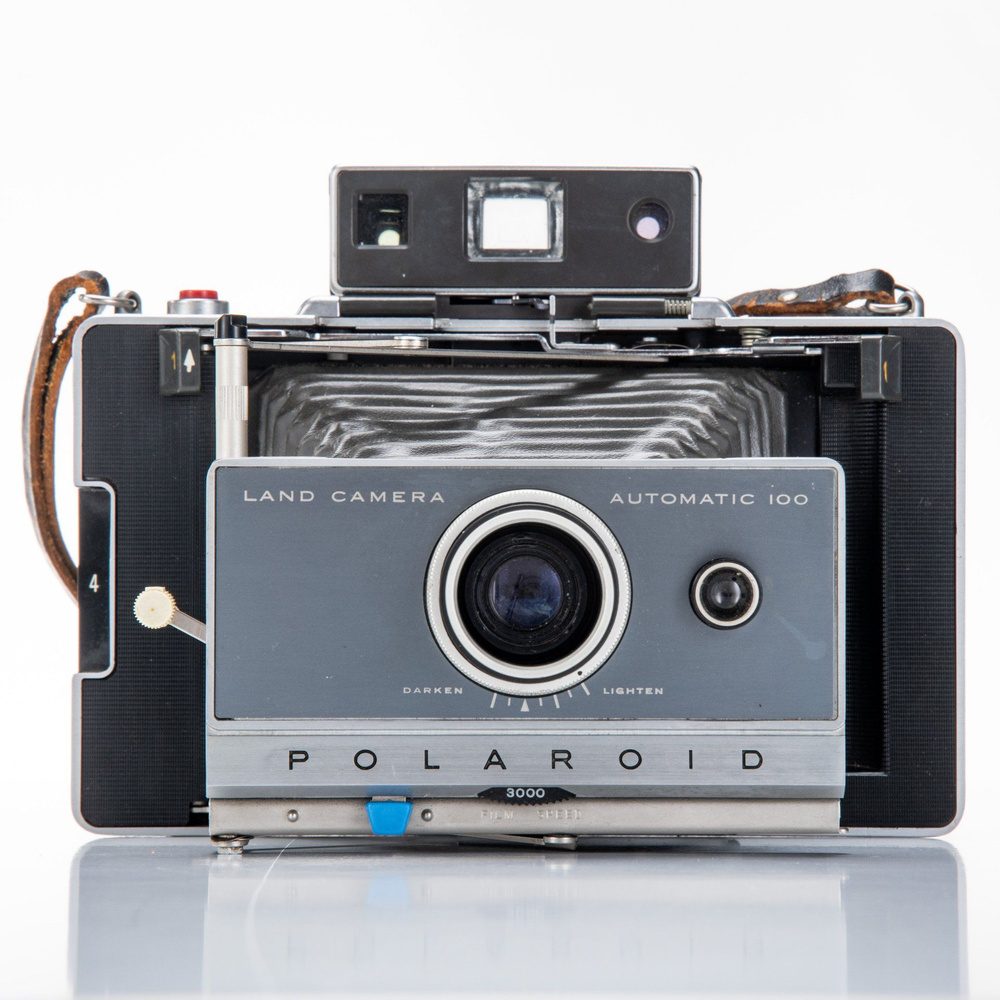 Фотоаппарат винтажный Polarod Automatic 100, металл, пластик, стекло, Polaroid, США, 1963-1966 гг.  #1