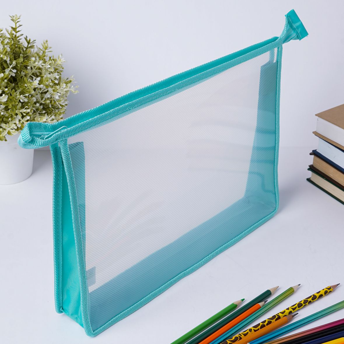 ПапкаА4длятетрадейпрозрачнаямятныйцвет