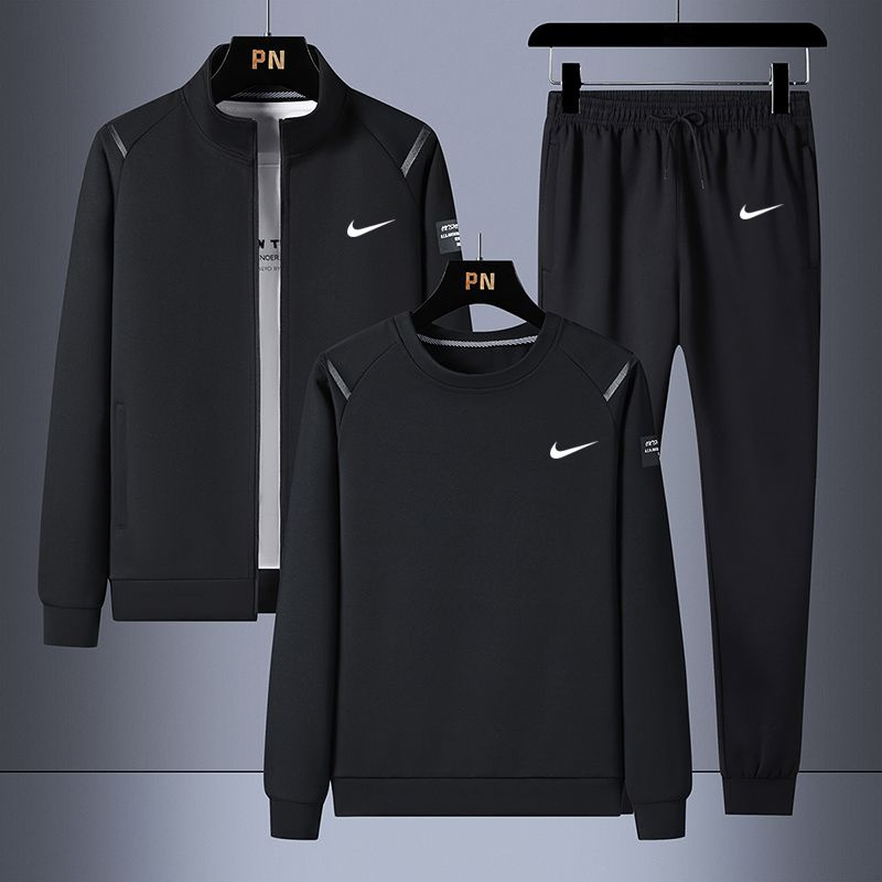 Костюм спортивный Nike #1