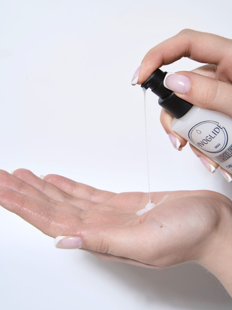 Лубрикант с имитацией спермы Vivoglide Silk Creamy white moisturizing gel #1
