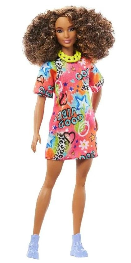 Кукла Барби Игра с модой в ярком платье-футболке HPF77 #1