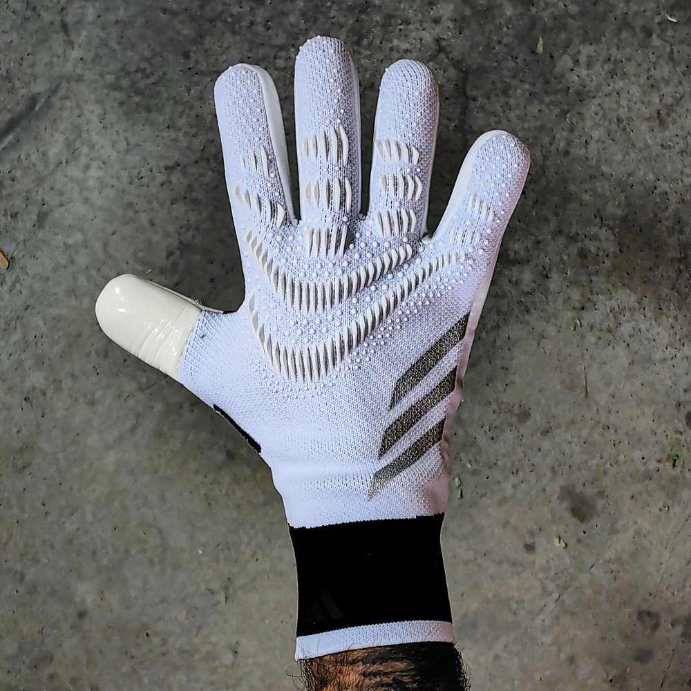 Футбольные вратарские перчатки Predator Pro White, размер 8 #1