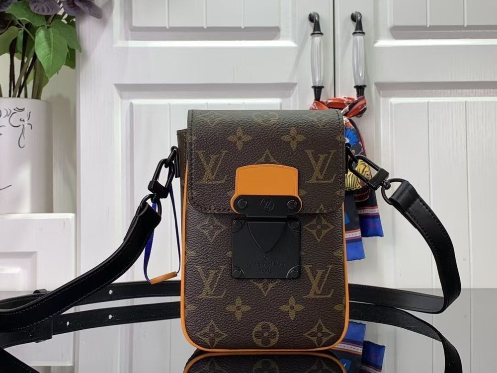 Louis Vuitton Сумка на плечо седло #1