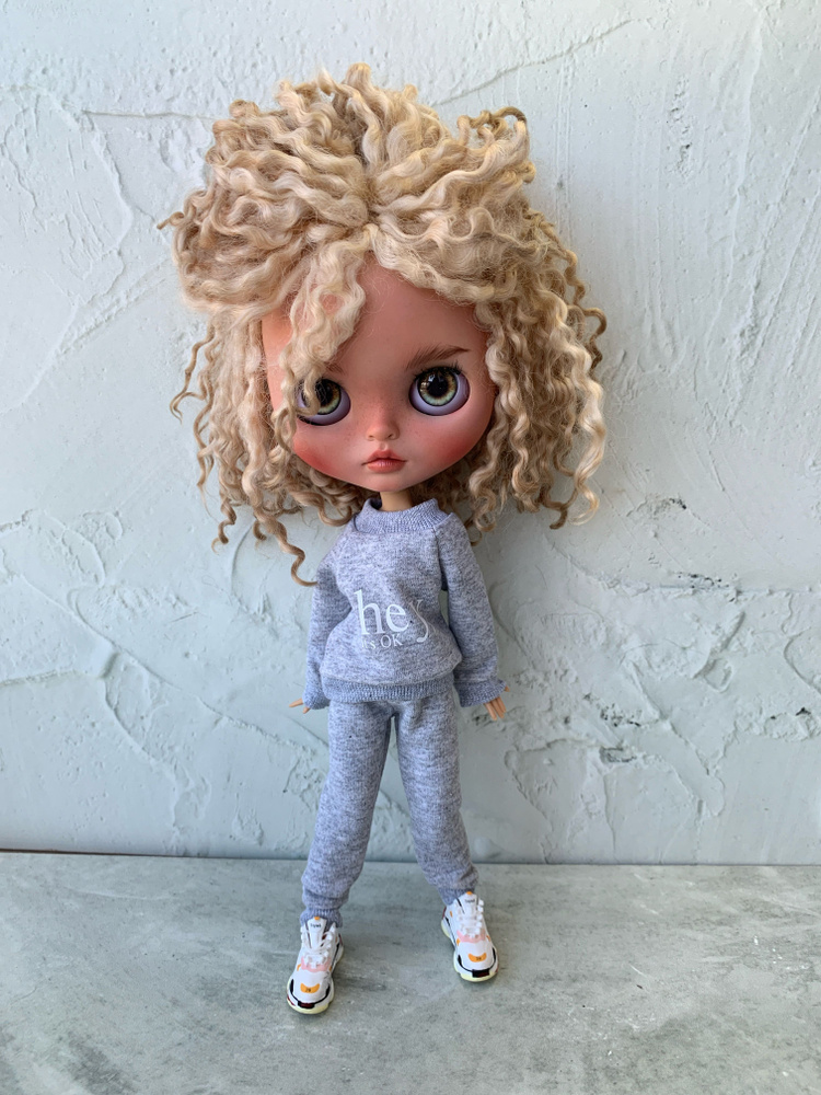 Одежда для куклы 30 см Блайз (Blythe) серый свитшот hey it s ok+ штаны, спортивный костюм  #1