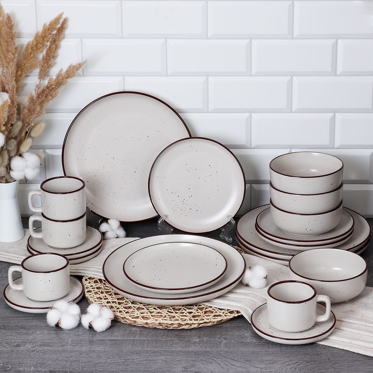 Набор посуды; столовый набор; набор посуды керамика; набор керамической посуды; посуда стильная; посуда современная; набор посуды 20 предметов; набор посуды на 4 персоны; 