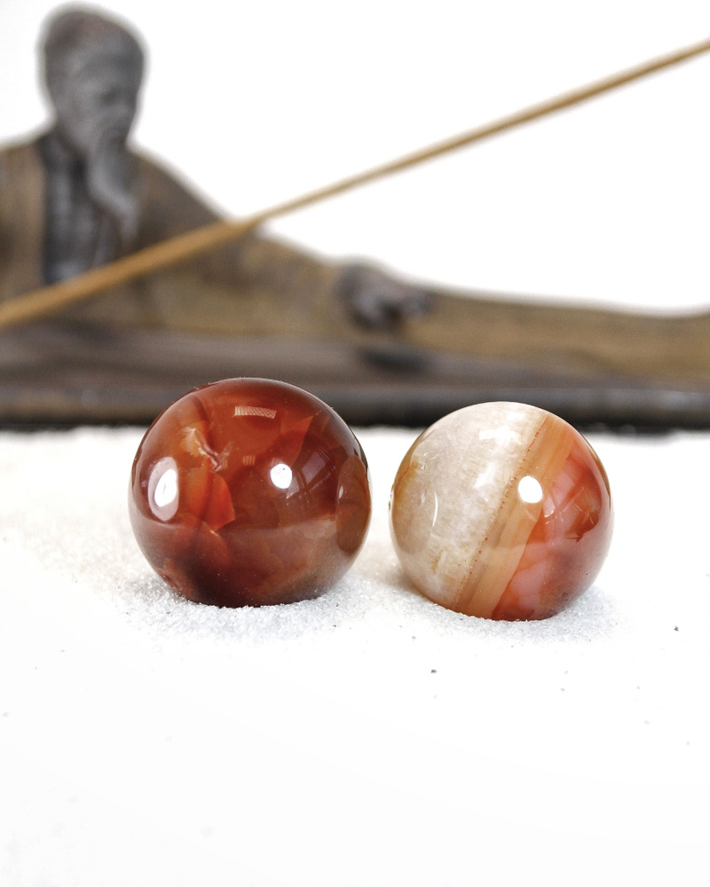 Массажные шары Баодинг Сердолик - диаметр 34-36 мм, натуральный камень, 2 шт - для стоунтерапии, здоровья #1