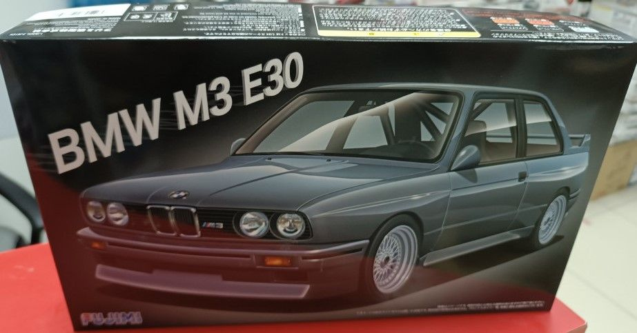 Сборная модель Fujimi 1:24 FU12674 BMW M3 E30 #1