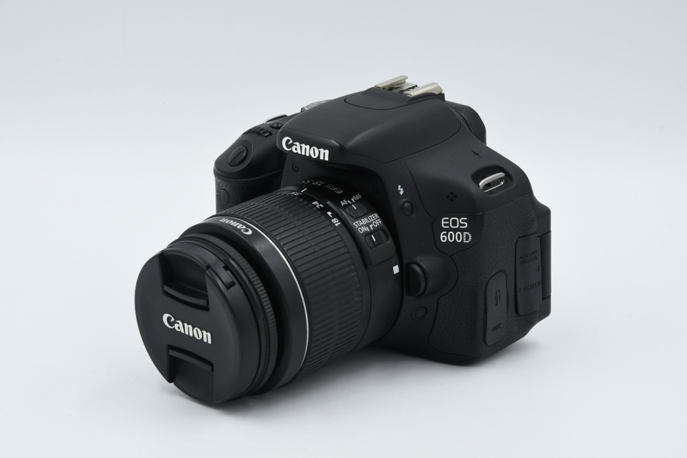 Зеркальный фотоаппарат Canon EOS 600D Kit 18-55 IS II #1