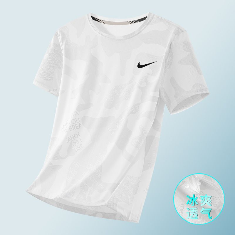 Футболка спортивная Nike Весь мир моды #1