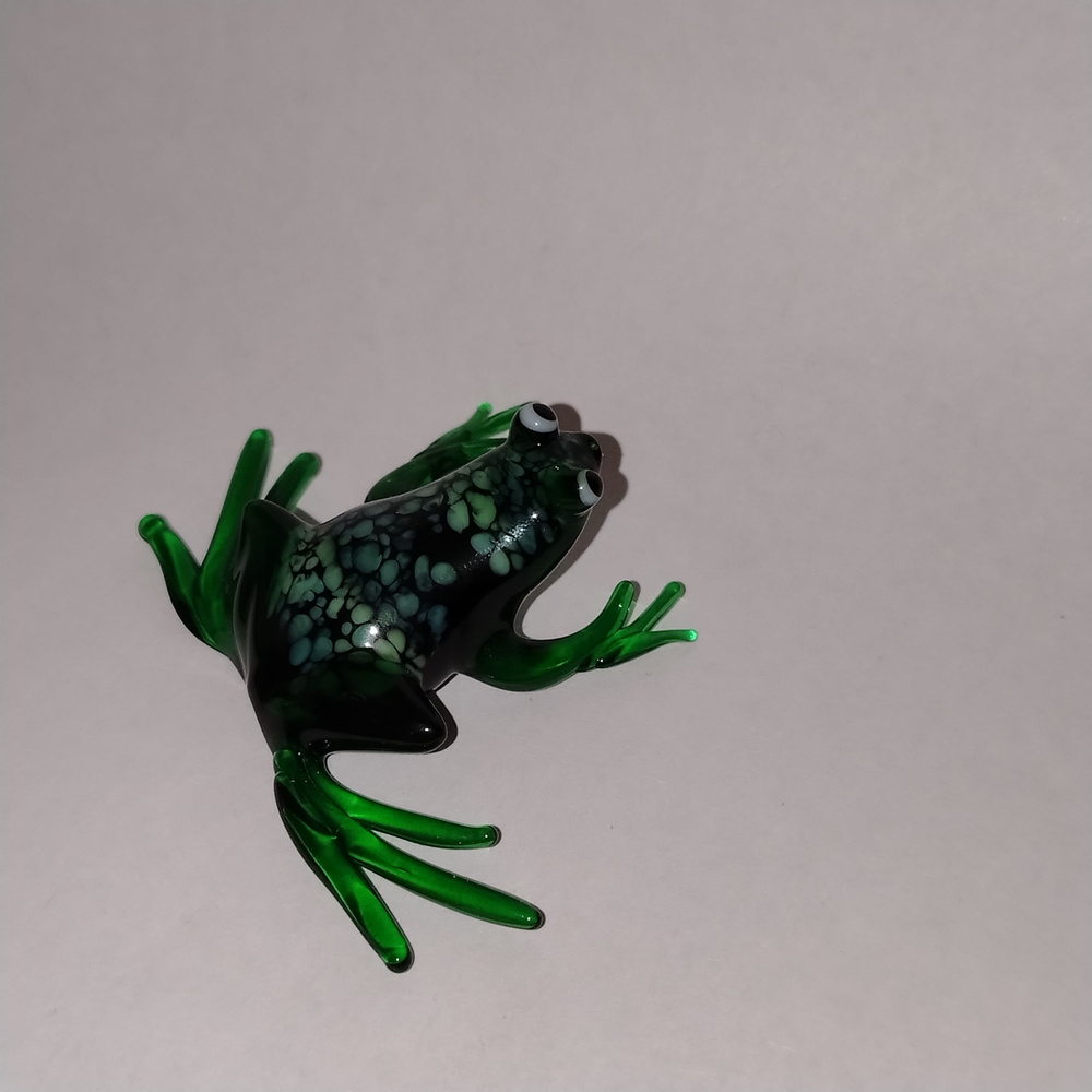 Фигурка стеклянная "лягушонок" зелёный.К16 #1