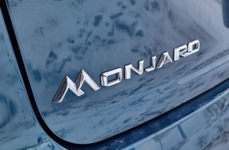 Надпись (эмблема / шильдик) на крышку багажника Geely Monjaro / Джили Монжаро, 9015028900  #1