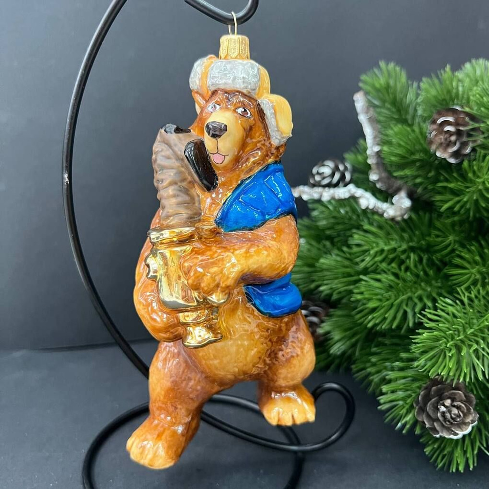 Елочная игрушка Медведь с самоваром в синем жилете 14см стекло Komozja Family  #1
