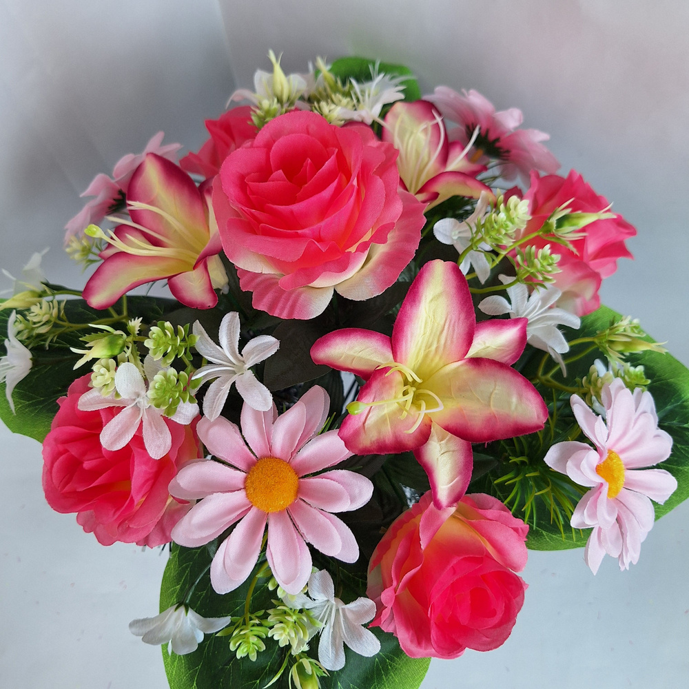 Ритуальная композиция большая Полянка корзина траурная из искусственных цветов композиция розы,лилии,ромашки #1