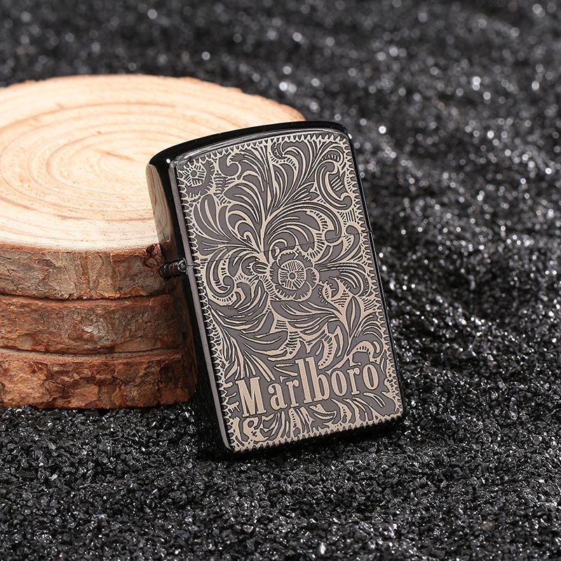 Zippo Бензиновая зажигалка #1