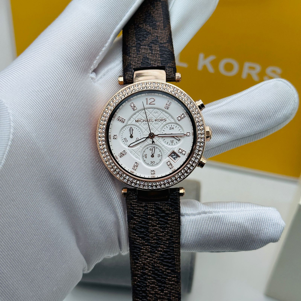 Michael Kors Часы наручные Кварцевые #1