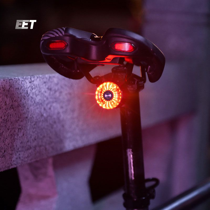 Задний фонарь для велосипеда #1