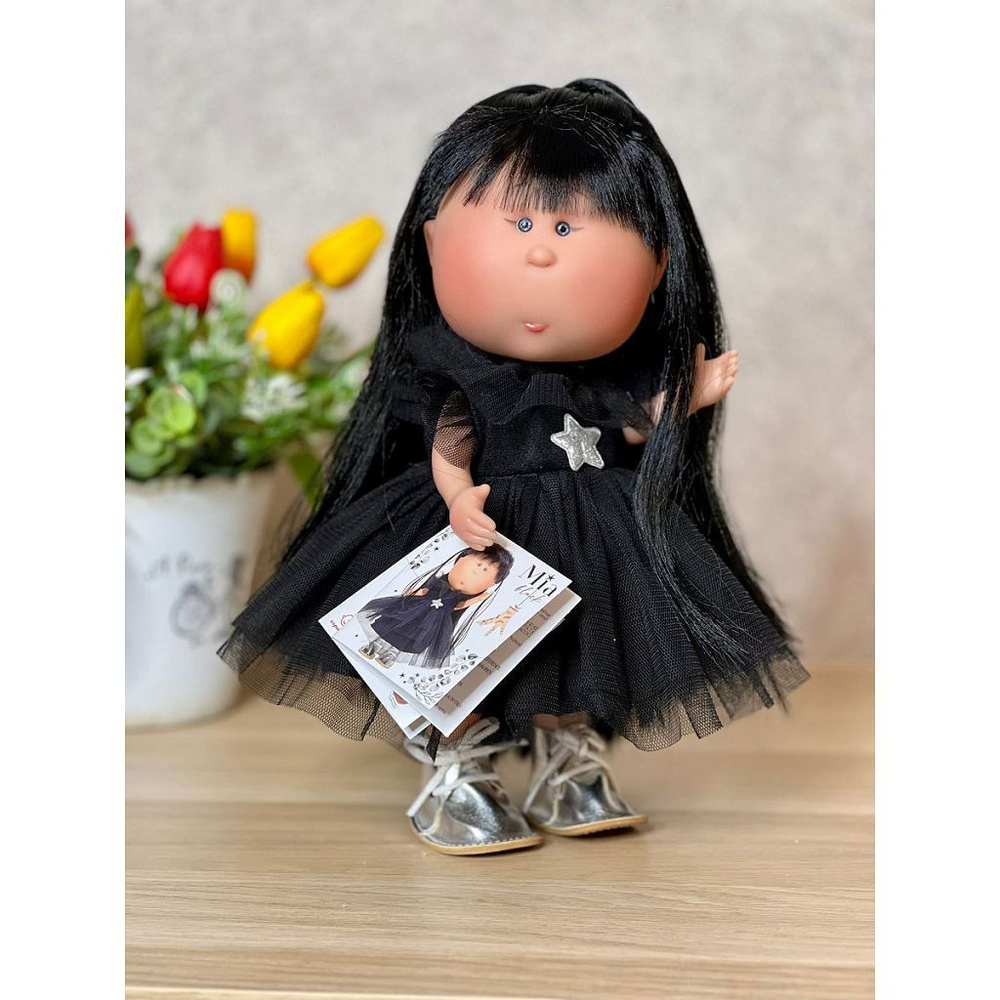 Кукла Nines виниловая 30см Mia Black в пакете (3420M) #1