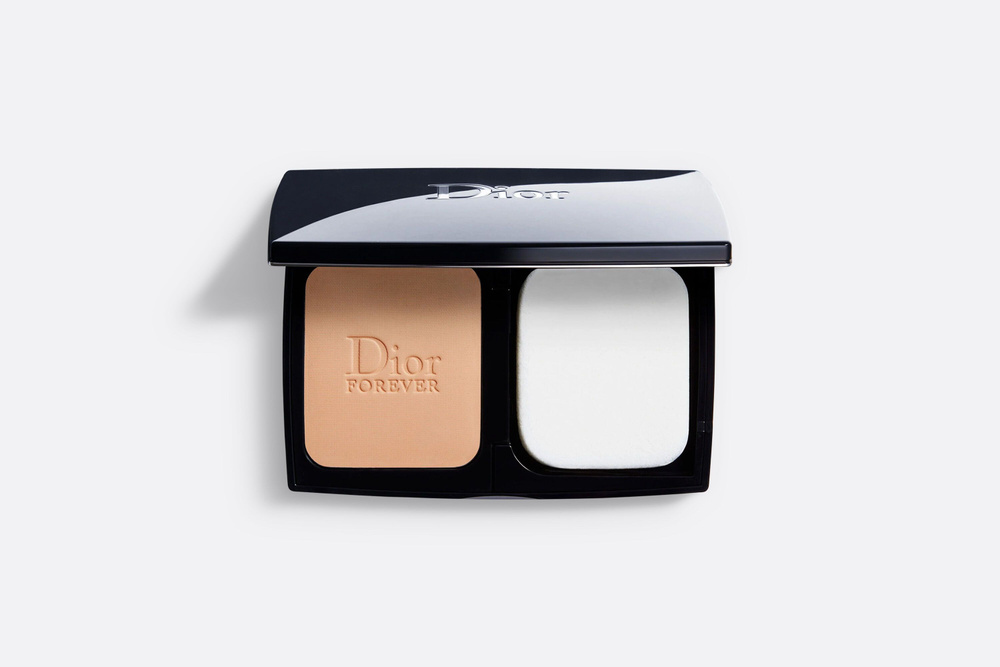 Пудра Dior Forever Extreme Control 020 Light Beige #1