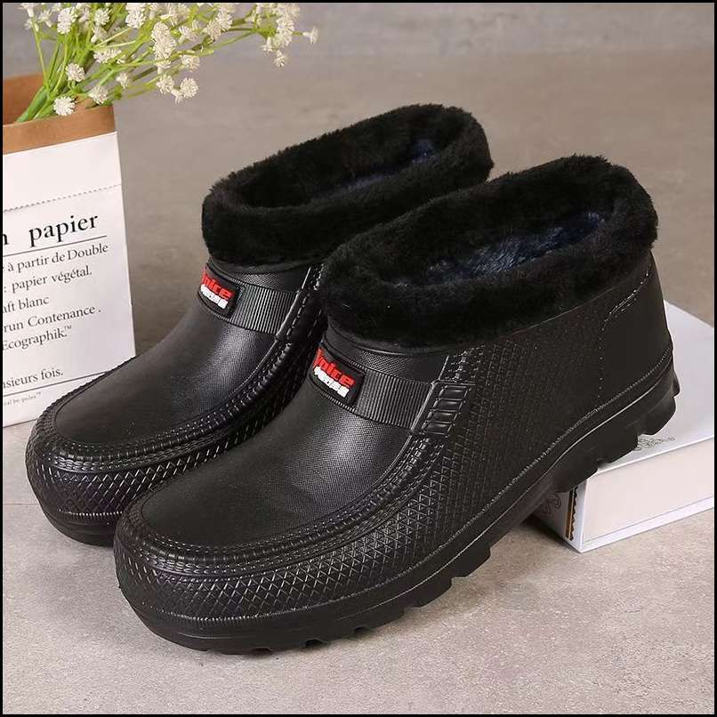 Сапогирезиновые